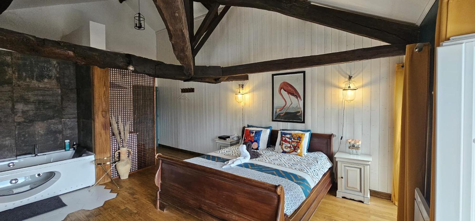 Suite Penthouse Romantique, Confolens, Charente Exterior foto